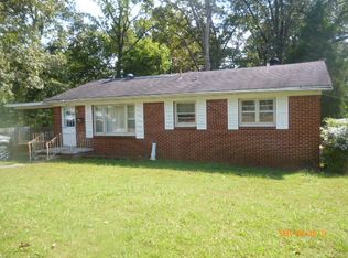 165 Madden St, Camden, TN 38320
