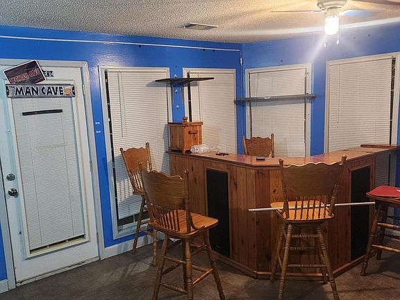 5th image of 901 Westhaven Cir