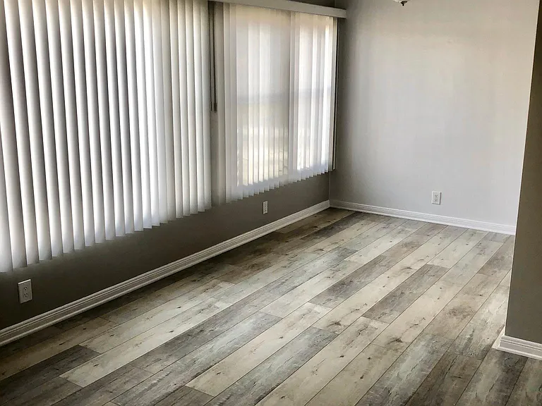 11818 Gateway Blvd #15 — Photo 5