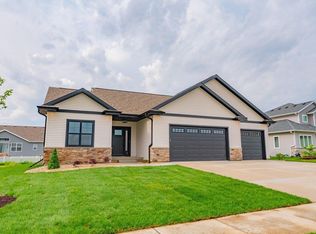 5319 Clare Dr, Fitchburg, WI 53711