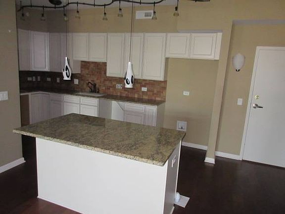 5th image of 50 S Greeley St APT 309