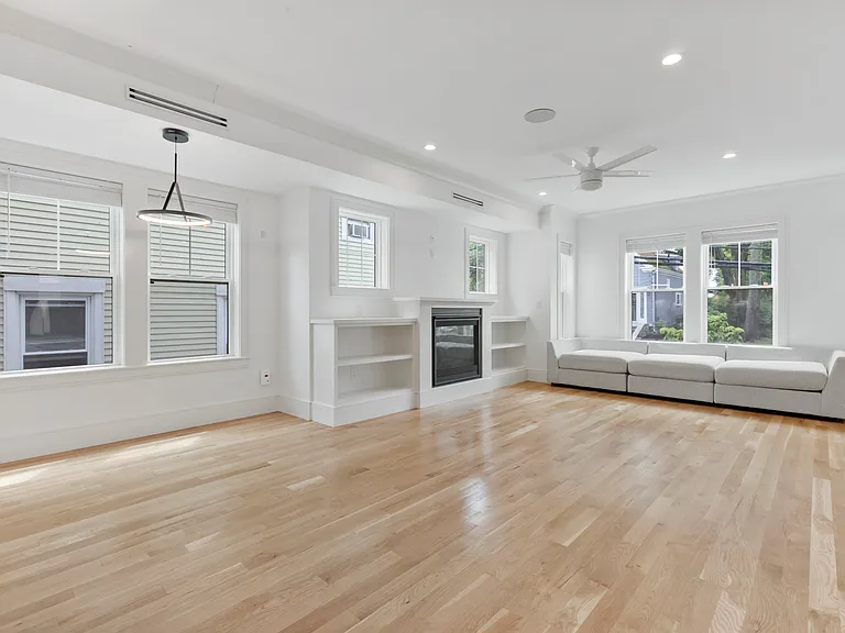 10 Hallet St #1 — Photo 6