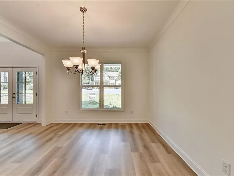 9135 Fox Trail Ln — Photo 12