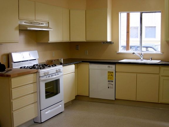 Kitchen with new stove