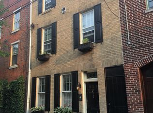126 Kenilworth St, Philadelphia, PA 19147