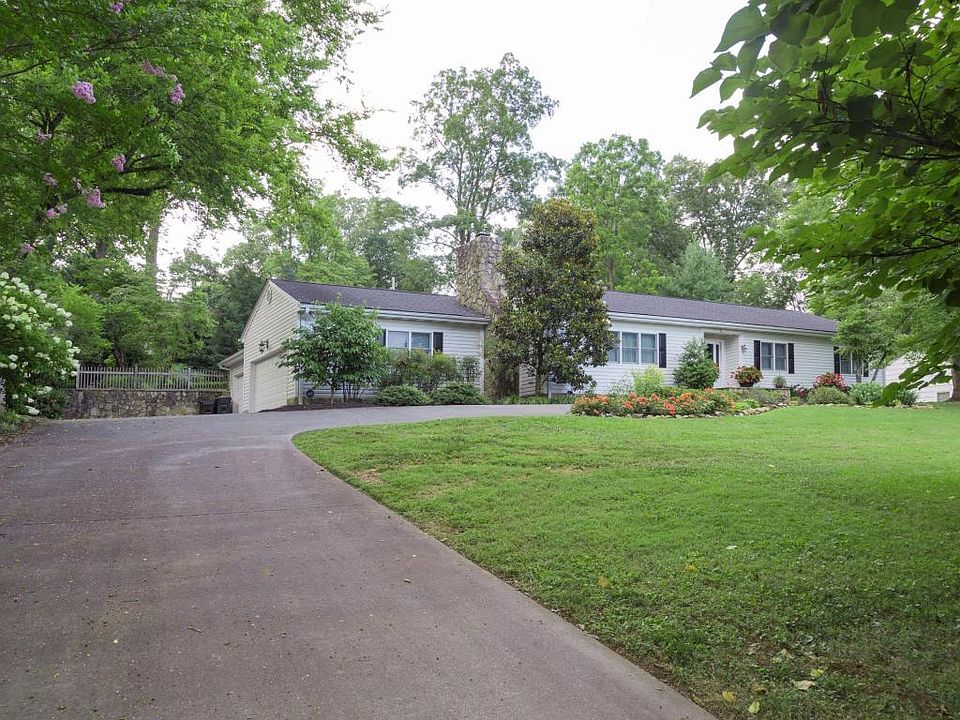 1st image of 6907 Stone Mill Dr