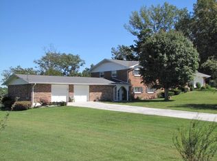 1034 Green Hill Estates Rd, Monticello, KY 42633