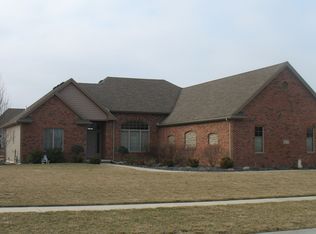 8539 Queensridge Dr, Monclova, OH