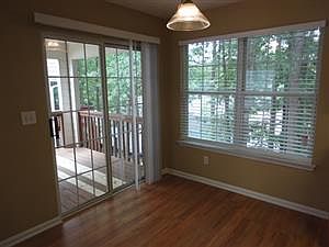 5th image of 2140 Stoneoak Dr