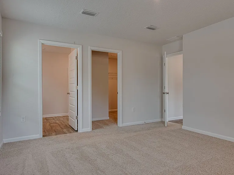 5797 Guinevere Ln — Photo 10