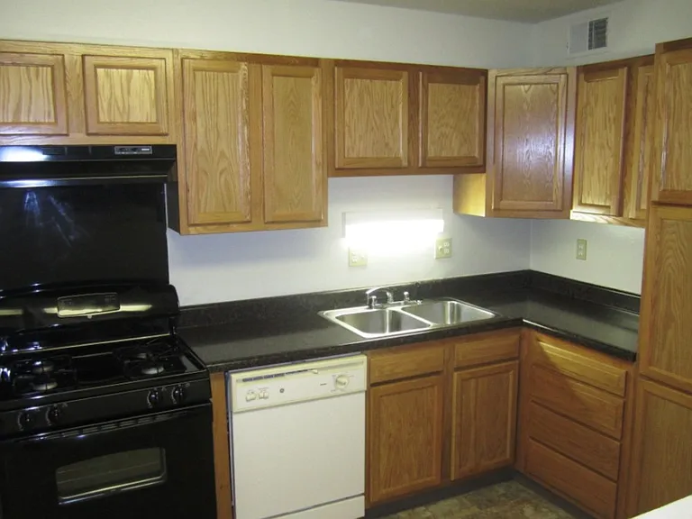Meadowlark Hill — Photo 1