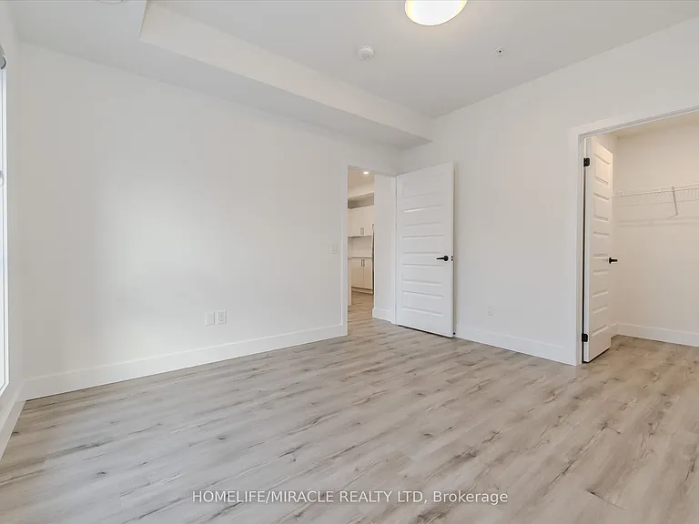 1101 Lackner Pl #T05 — Photo 24