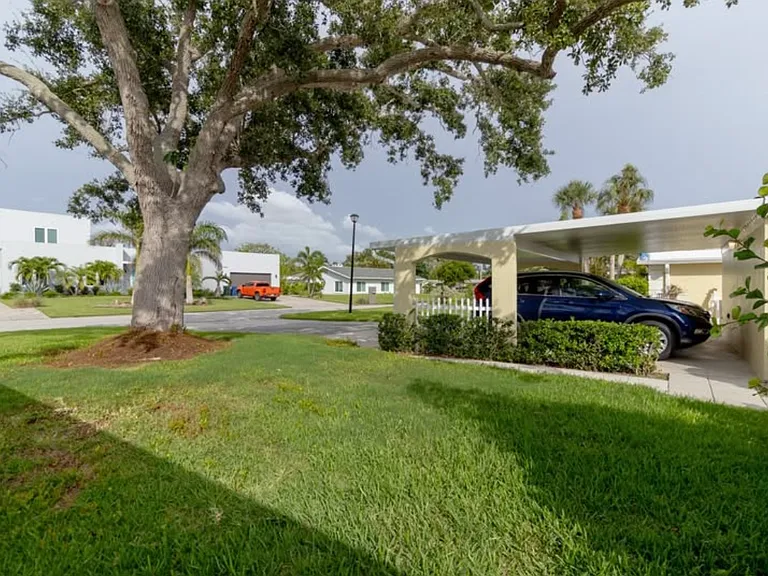 5888 Driftwood Pl — Photo 38