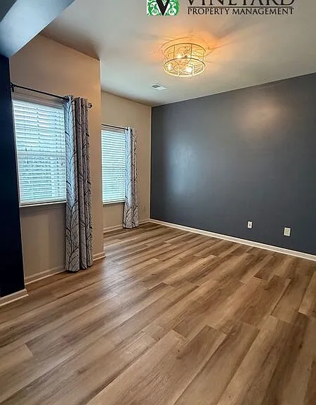 303 Cherokee Reserve Ct — Photo 25