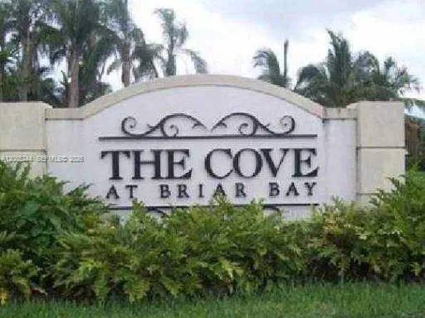 3490 Briar Bay Blvd APT 104, Royal Palm Beach, FL 33411
