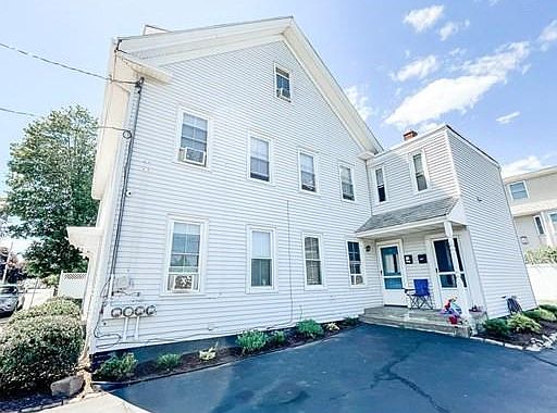 4th image of 11 Quincy St #13