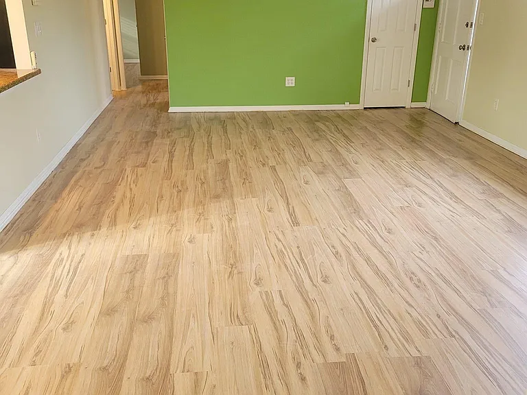 300 Essex Dr — Photo 13