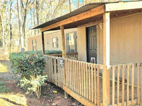 646 Snowy River Pl, Clarkesville, GA 30523