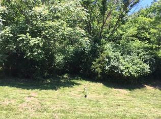 602 Kiefer Creek Rd, Ballwin, MO 63021