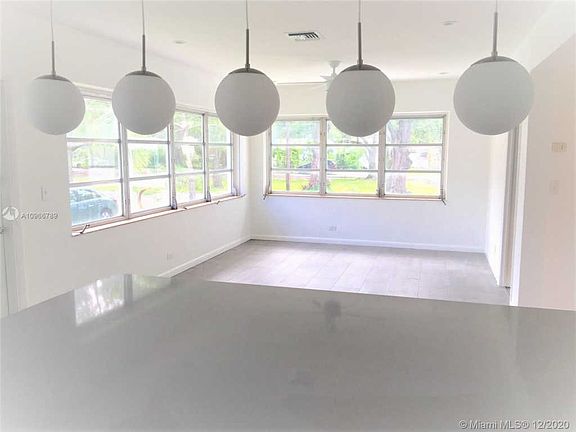 3rd image of 11827 NE 7th Ave #0