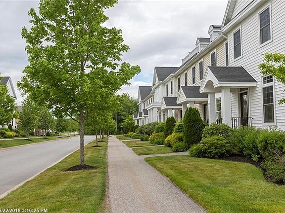 2nd image of 14 Waldron Dr #14