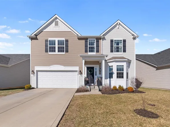 3321 Grace Hill Dr, Lake Saint Louis, MO 63367