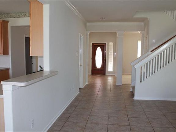 5th image of 7310 Garden Field Ln