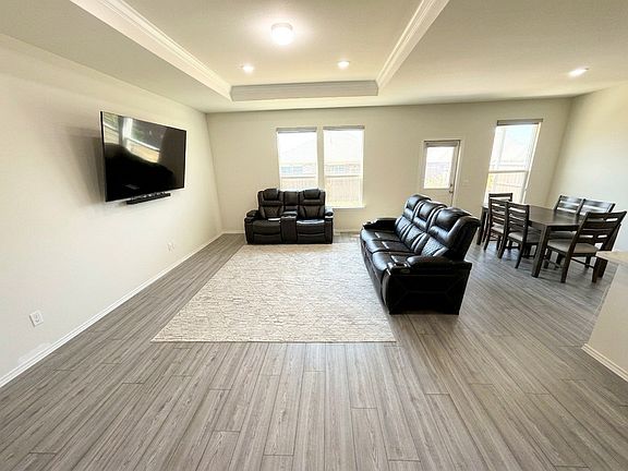 4th image of 1216 Timberhurst Trl