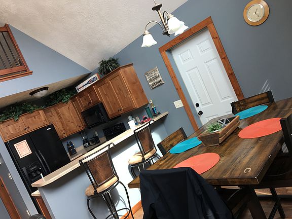3rd image of 290 240th Ave #71