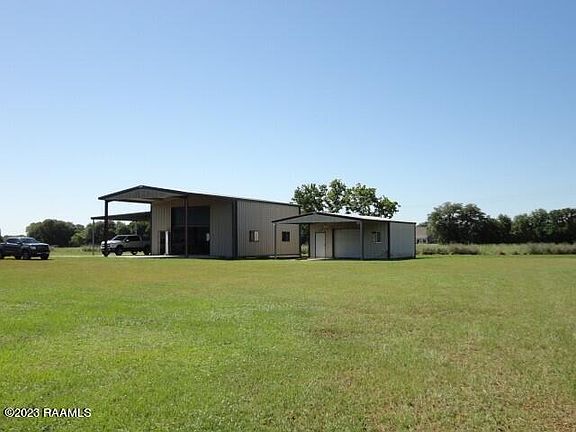 5th image of 206 Courville Rd
