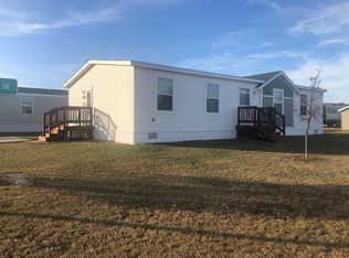 759 Palomino Ln, Dickinson, ND 58601