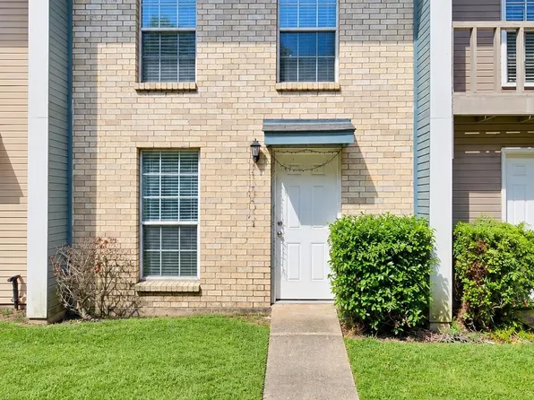 1747 Boulevard De Province APT B, Baton Rouge, LA 70816