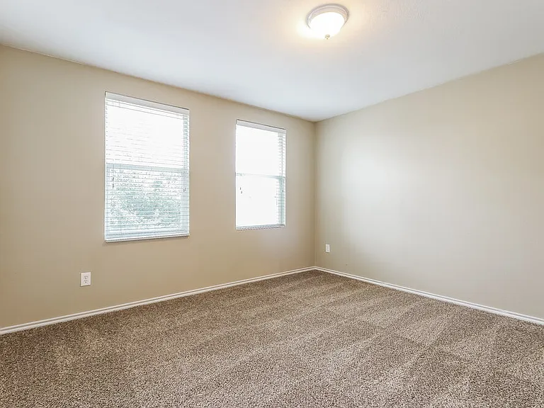 4013 Foxhound Ln — Photo 11