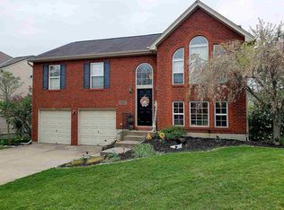 2510 Hilliard Dr, Hebron, KY 41048