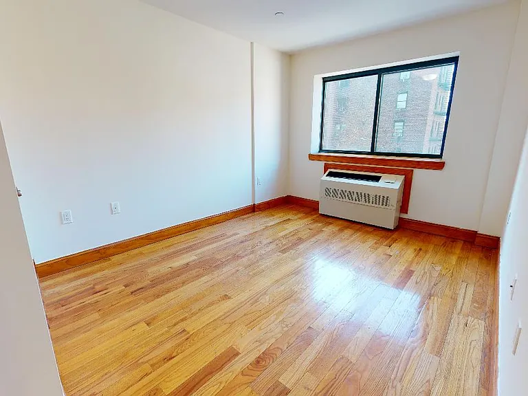 84-14 143rd St #Penthouse 2 — Photo 12