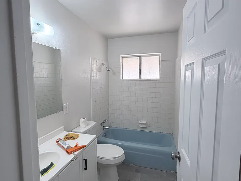 3412 N Chester Ave #C — Photo 18