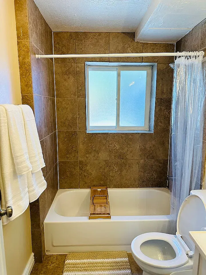 2 bed, 900 sqft, $675 — Photo 3
