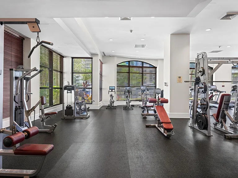 610 W Las Olas Blvd #1016N — Photo 30
