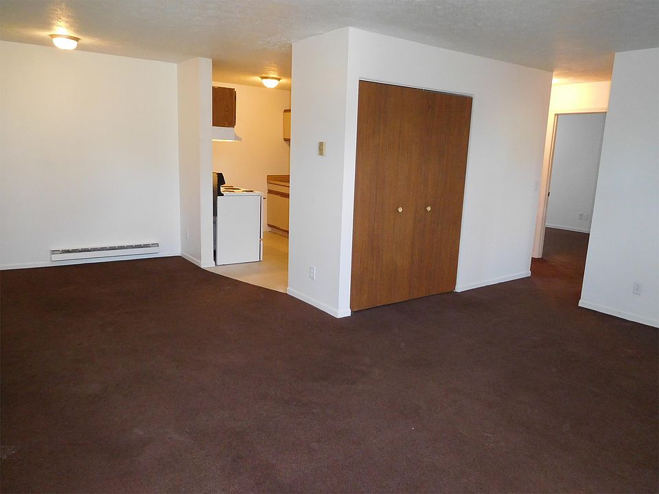 1st image of 750 King St APT 3