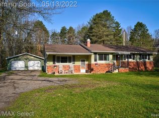 14407 Seymour Rd, Montrose, MI 48457