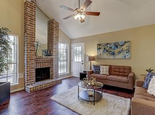8631 Timbercraft Dr, Houston, TX 77095