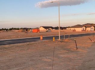 702 Jasper Dr, Carlsbad, NM 88220