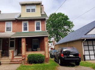 7338 Lawndale Ave, Philadelphia, PA 19111