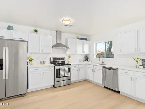 25230 W PARKSIDE Lane S, Buckeye, AZ 85326
