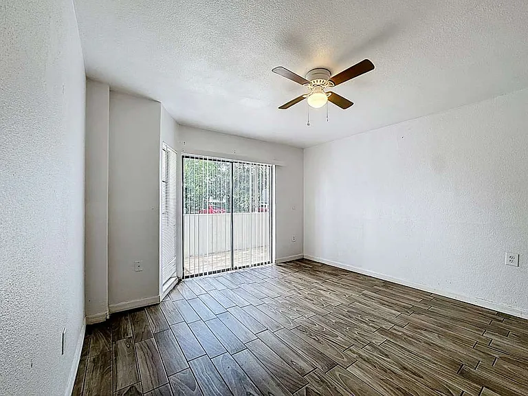 5977 Village Cir #5977 — Photo 17