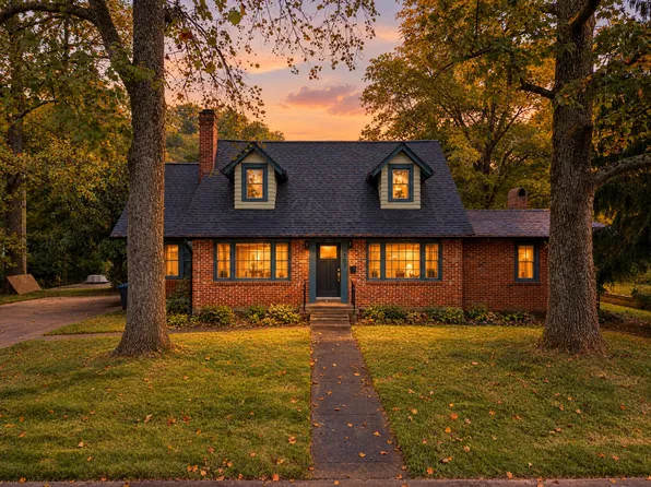 307 Paul Sawyier Dr, Frankfort, KY 40601