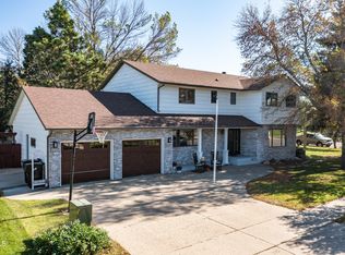 3505 Overlook Dr, Bismarck, ND 58503