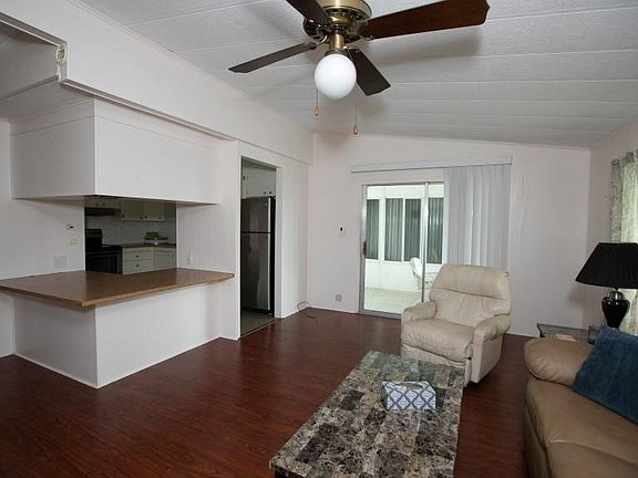 3rd image of 502 Royal Tern Dr