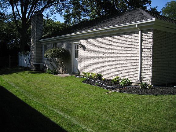 4th image of 1533 E Lake Dr W #W