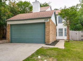 1597 Tall Timbers Dr, Euless, TX 76039